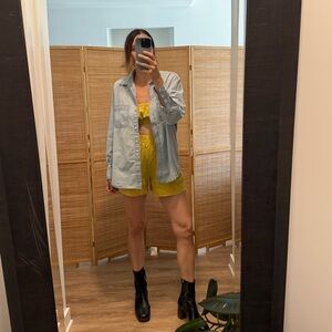 Gap denim chambray button up shirt - xs